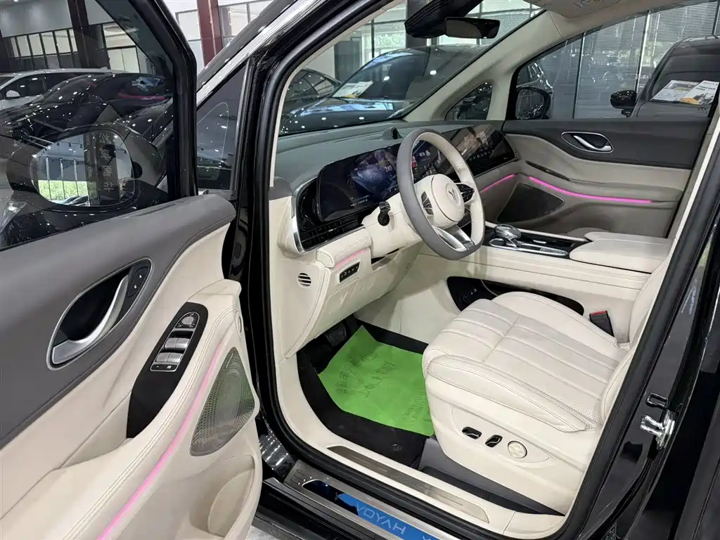 Voyah Auto Voyah Dreamer 2024 PHEV Extended Range Premium Edition фото 10