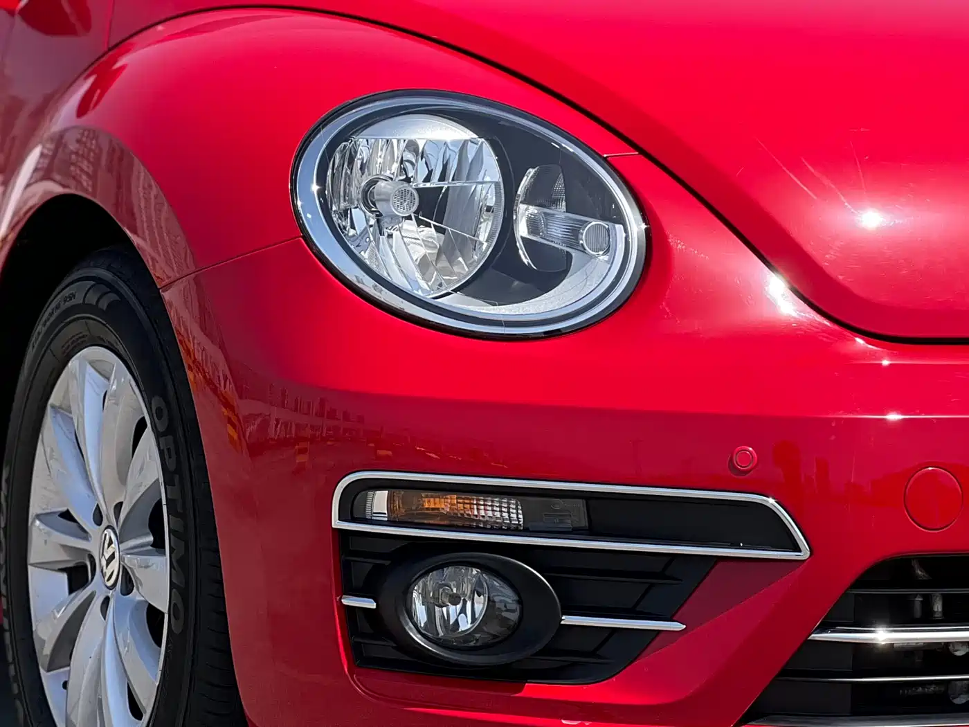 Volkswagen Beetle 2018 180TSI Easy Joy Edition фото 24