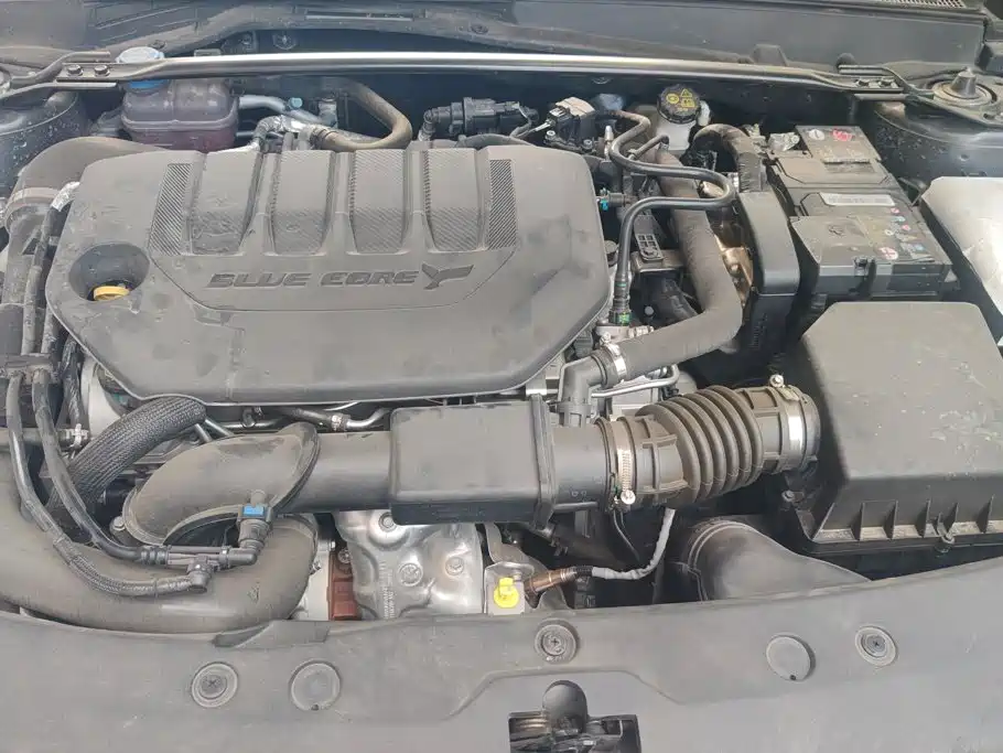 Changan UNI-V 2025 2025 2.0T Sport Version