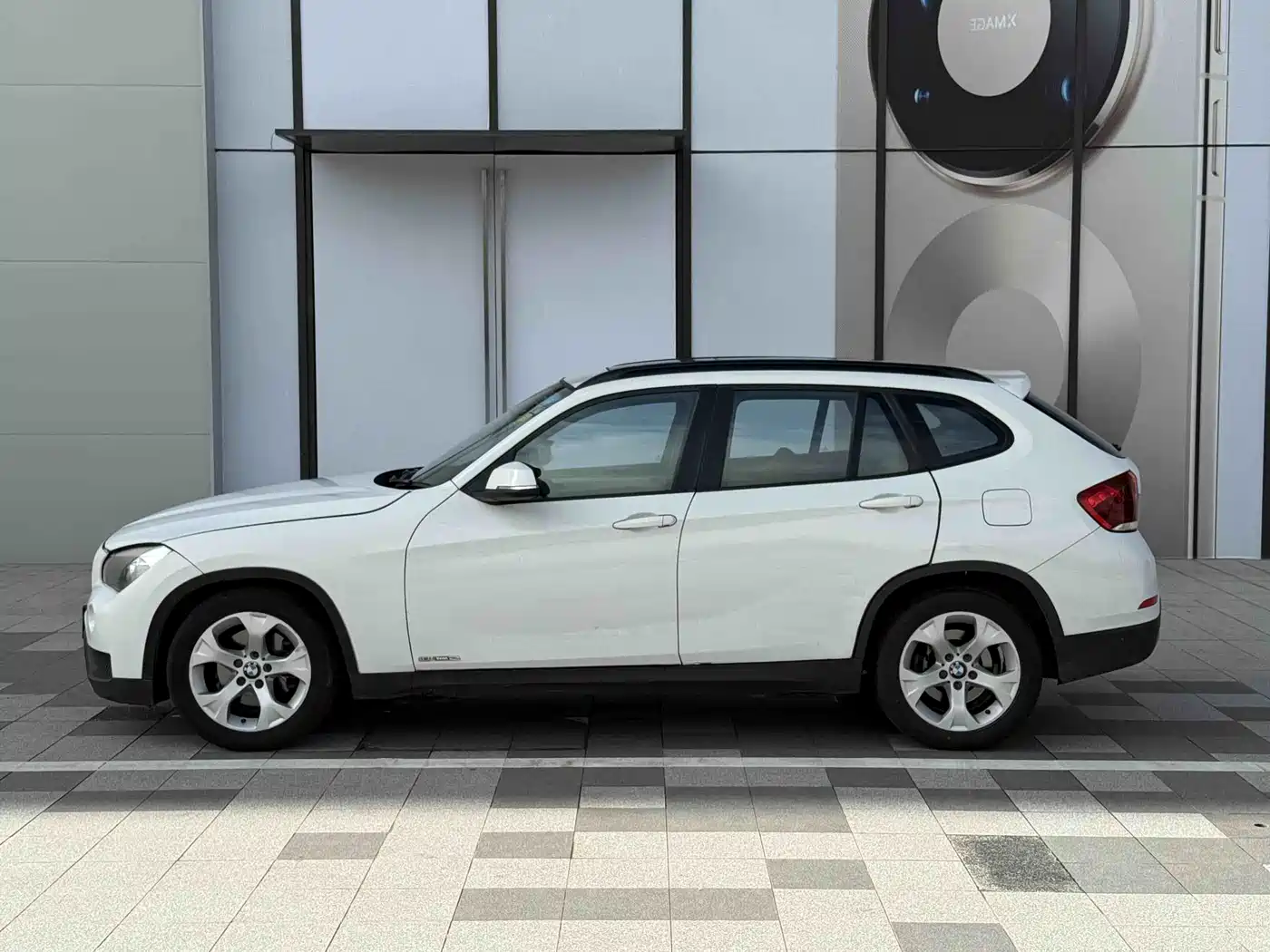 BMW X1 2013 2013 sDrive18i Fashion