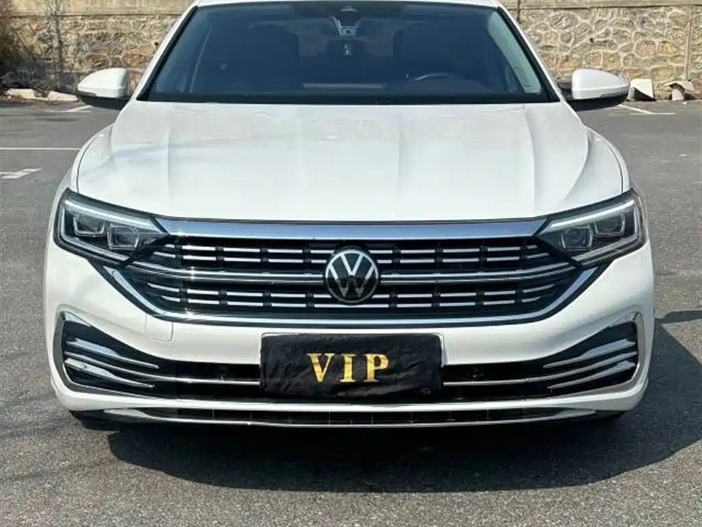 Volkswagen Sagitar 2023 280TSI DSG Surpass Plus Edition фото 2