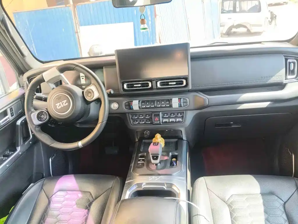 212 T01 2024 2024 2.0T Mechanic