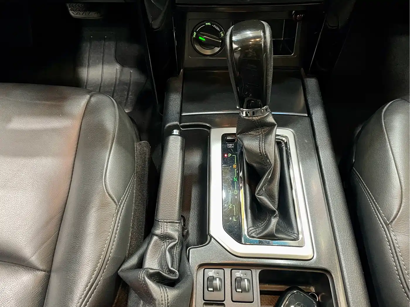 Toyota Prado (Import) 2015 2014 2.7L Automatic Standard Edition