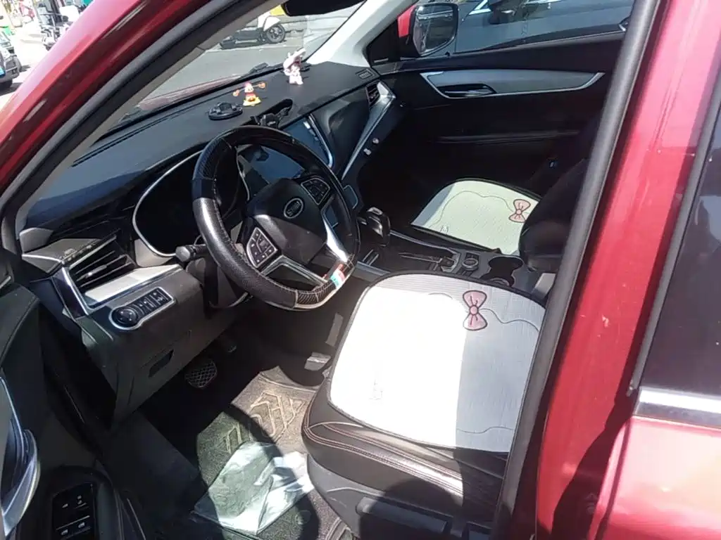 SWM Motor SWM G01 2019 2018 1.5T Automatic Smart UP