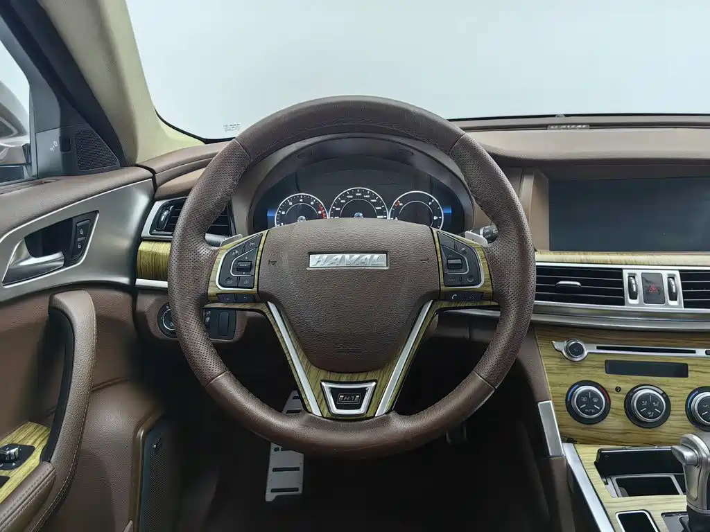 Photo 11 - Haval H7