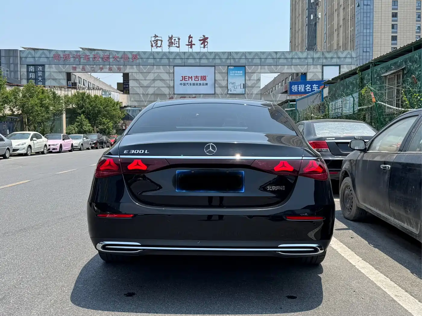 Mercedes-Benz E-Class 2024 E 300 L Fashion фото 16