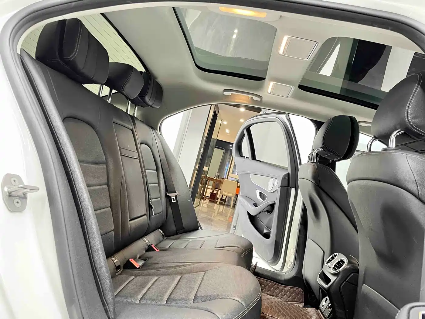 Mercedes-Benz C-Class 2021 C 260 L Sport Starry Exclusive Edition фото 8