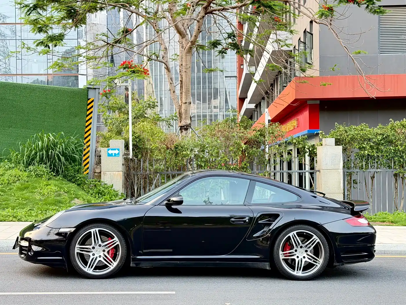 Porsche 911 2006 Turbo AT 3.6T фото 4