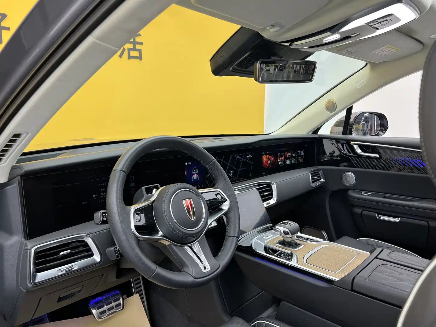 Hongqi E-HS9 2023 2022 660km Qi Ling Edition (4-seater)