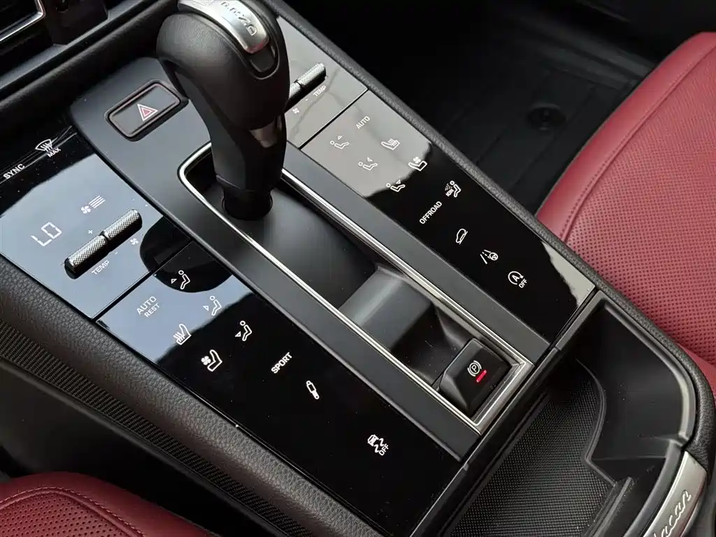 Porsche Macan 2024 Macan 2.0T фото 14