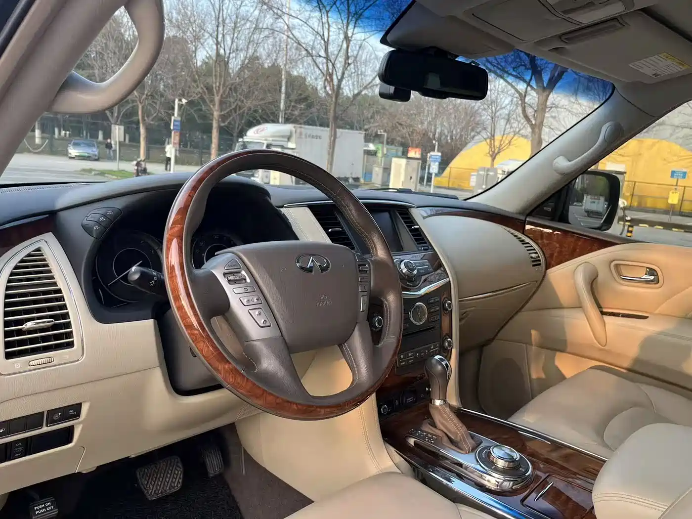 Infiniti QX80 2018 2016 5.6L 4WD