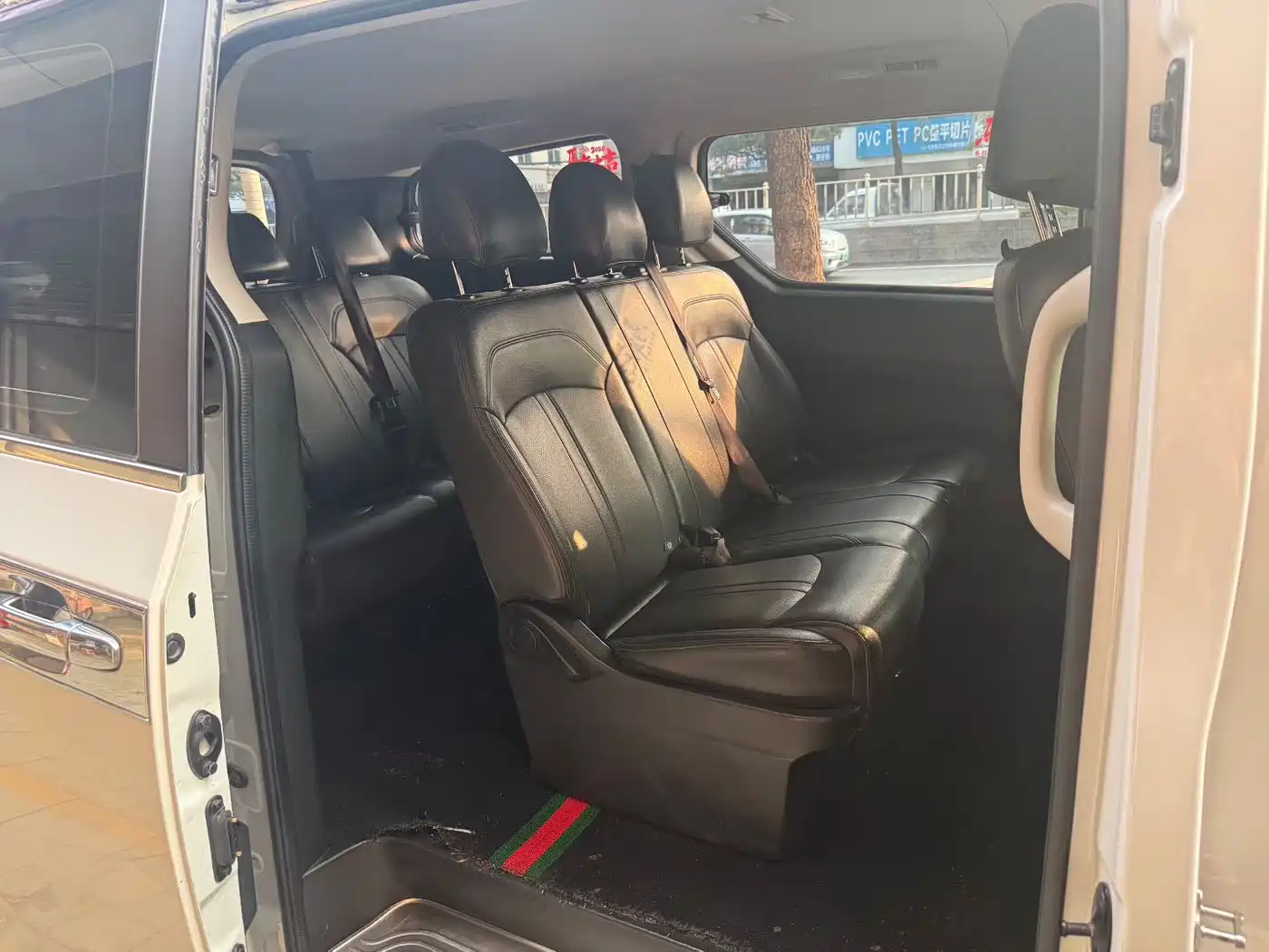 SAIC Maxus Maxus G10 2021 2.0T Manual Elite Edition Diesel 8-Seater фото 5