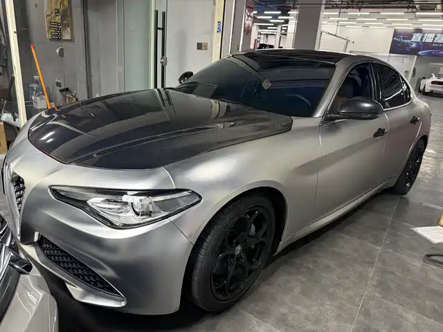 alfa-romeo giulia