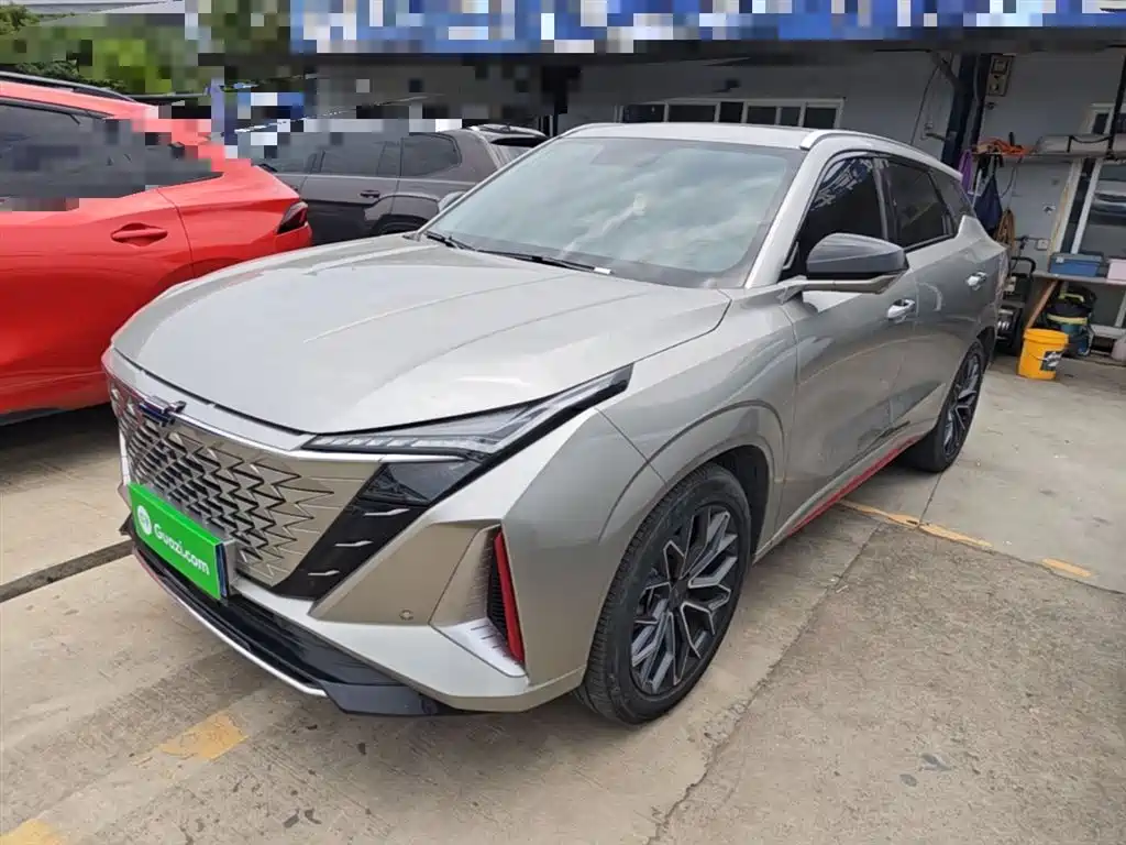 Changan Oshan Z6 2022 Blue Whale 1.5T DCT Smart City Edition