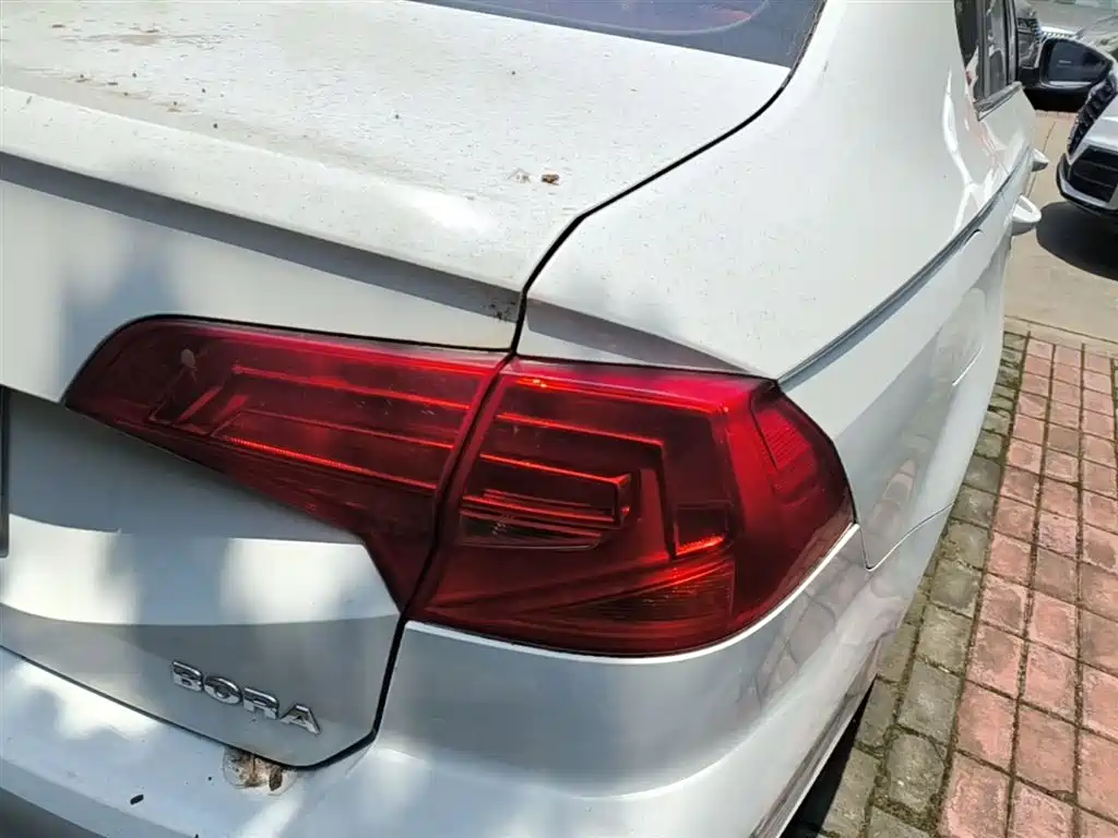 Volkswagen Bora 2018 1.5L Automatic Comfort фото 8