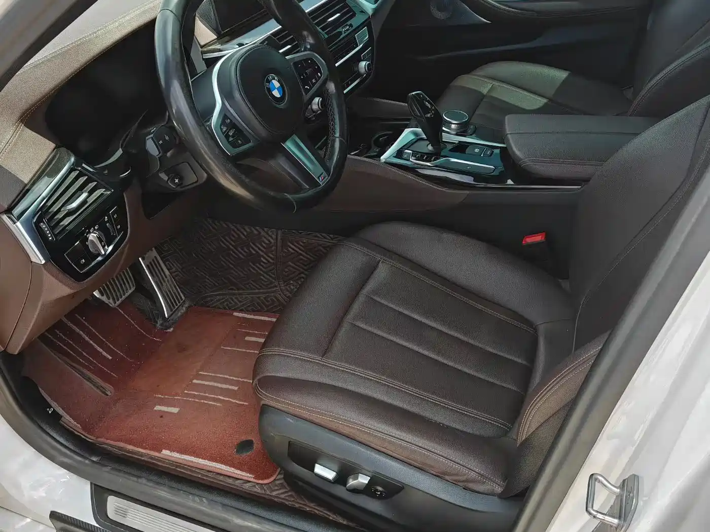 BMW 5 Series 2020 525Li M Sport Package фото 4