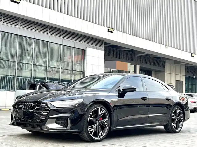 Audi A7L 2025 Model Year 45 TFSI quattro Black Knight Edition