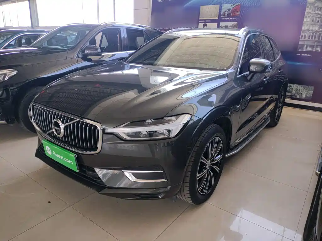 Фото 2 - Volvo XC60