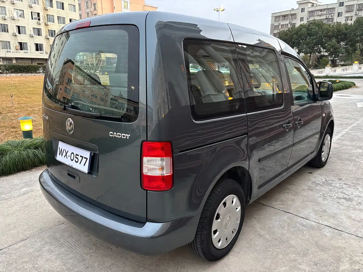 Volkswagen Caddy 2005 1.6L Functional 7-seater фото 6