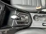 Photo 18 - Jetta VS5