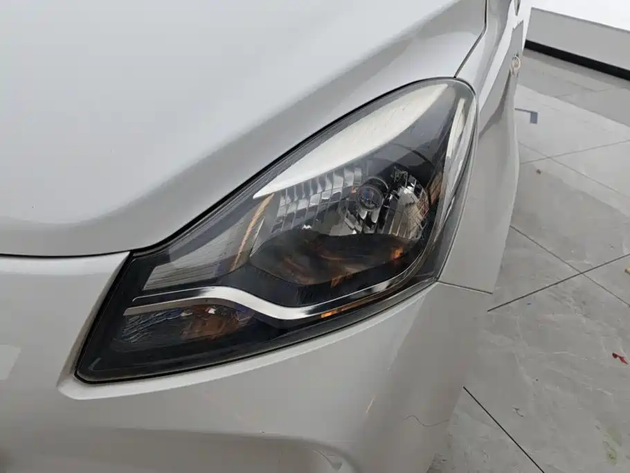 Changan Benben E-Star 2022 2021 National Edition Colorful Version LFP (31.95kWh)