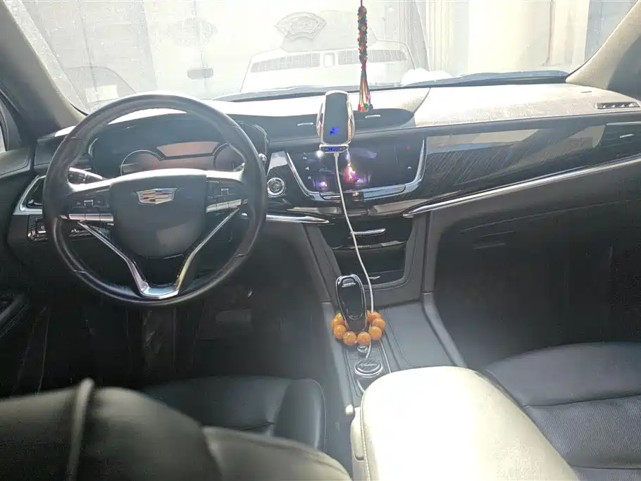 Cadillac XT6 2020 28T 6-Seater Luxury Model фото 12