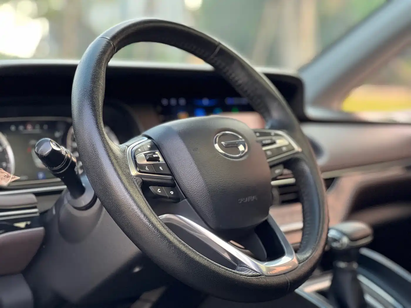 GAC Trumpchi Trumpchi M6 2019 270T Automatic Honor (7-seater) China V фото 25
