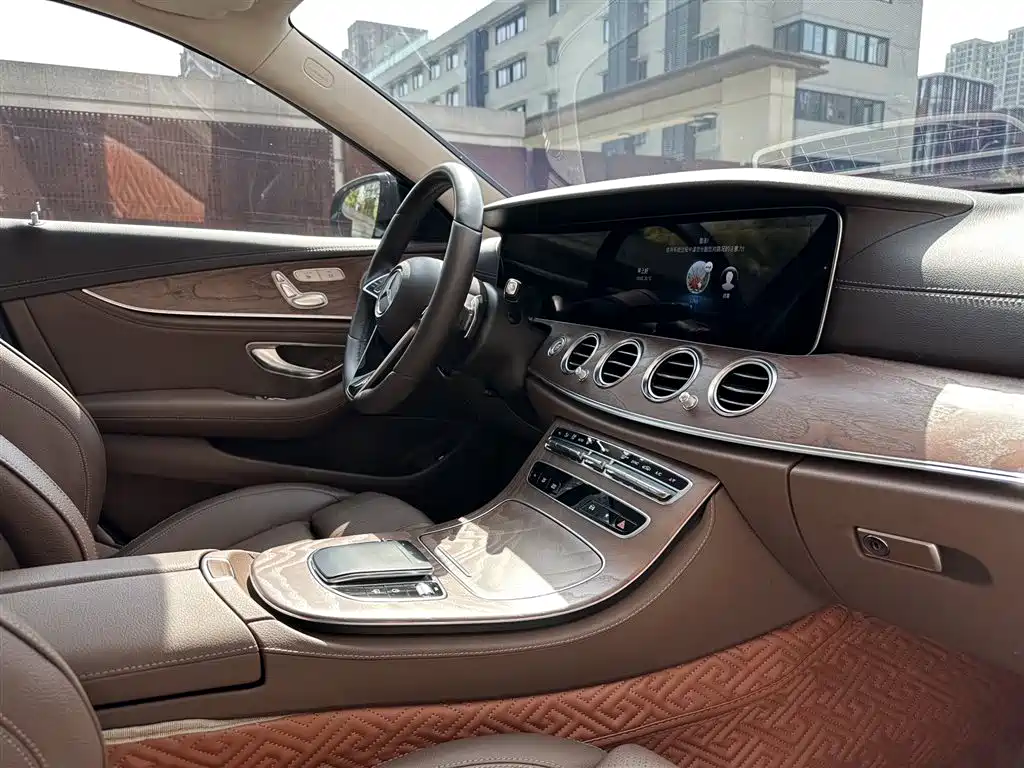 Mercedes-Benz E-Class 2022 Facelift E 300 L Luxury Style фото 7