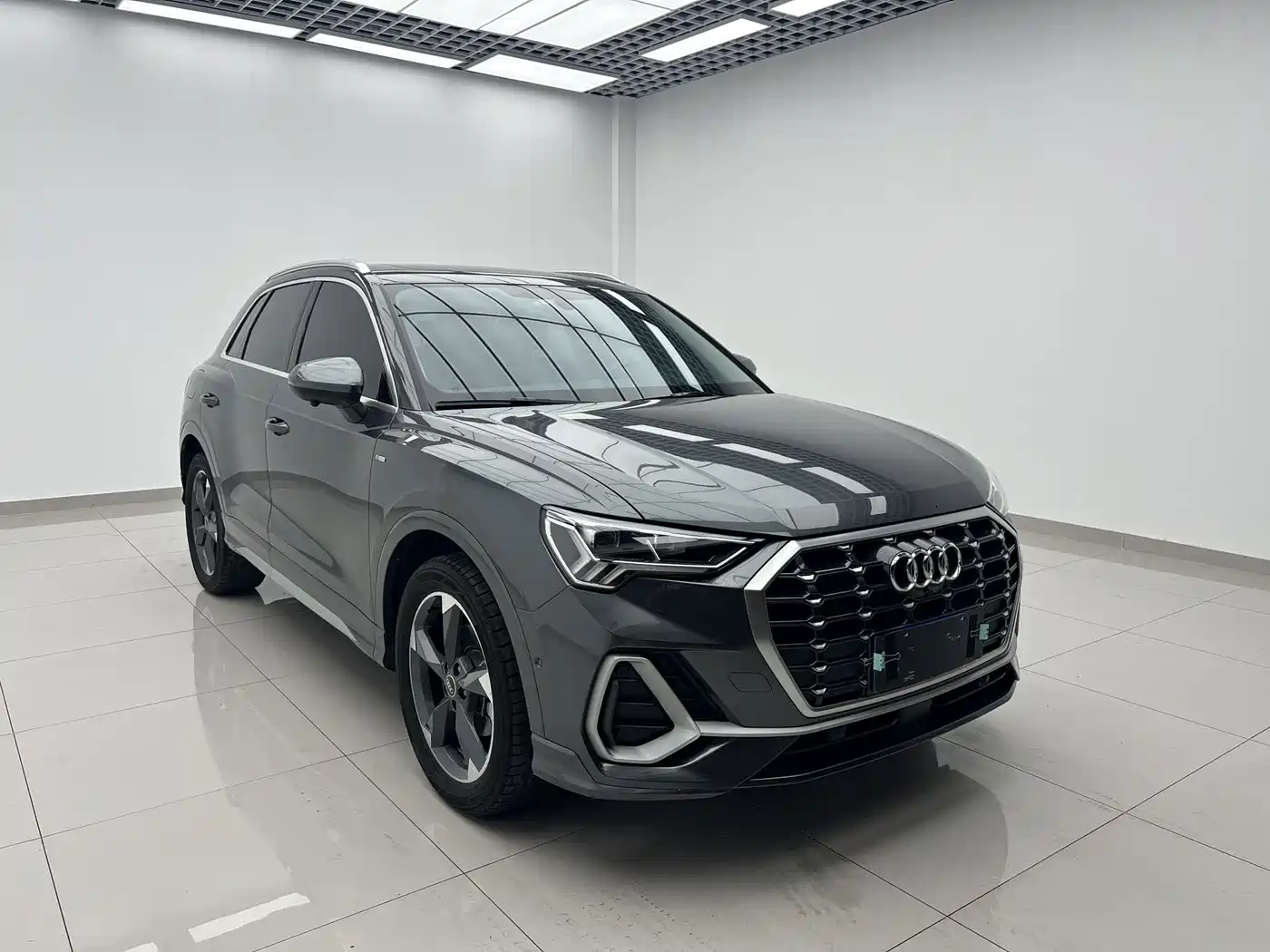 Audi Q3 2023 35 TFSI Fashion Dynamic (1.4T) фото 3