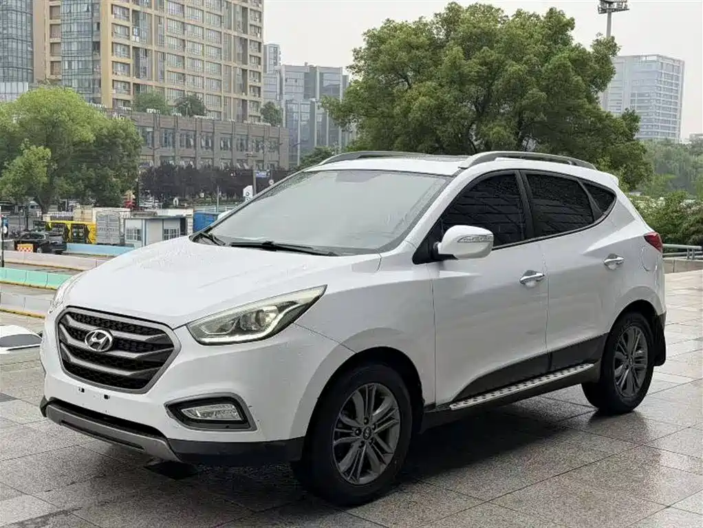 Hyundai Beijing Hyundai ix35 2013 2.0L Auto 2WD Smart GLS China IV фото 7