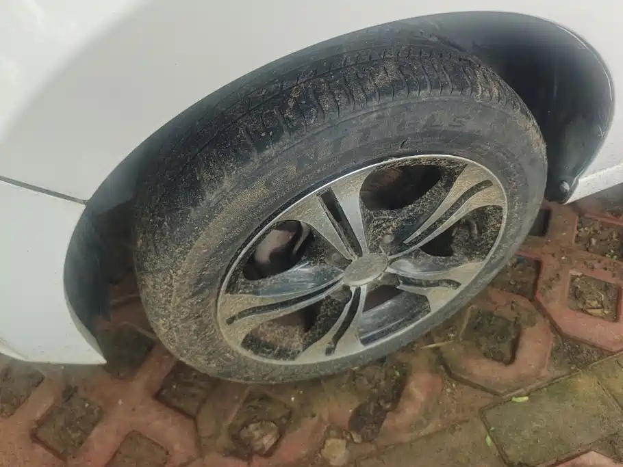 Zotye Z100 2014 2013 1.0L Comfort