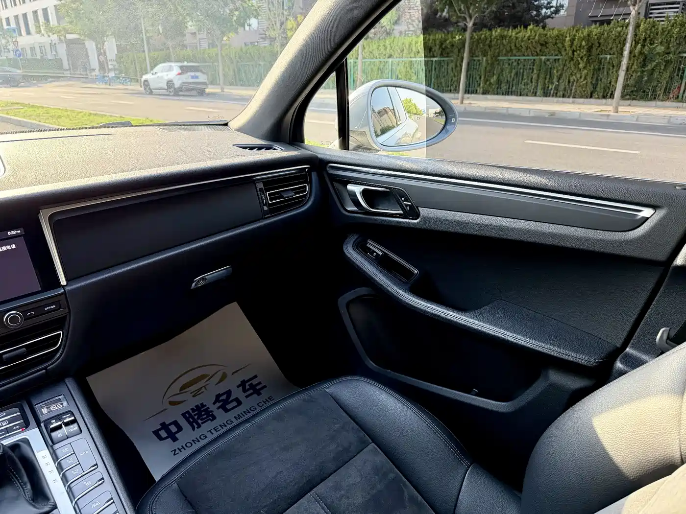 Porsche Macan 2018 Macan 2.0T фото 10