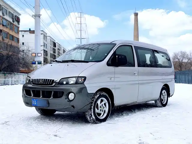  JAC Motors Refine 2015 2.0L Shuttle Gasoline Long Wheelbase Comfort HFC4GA3-3D