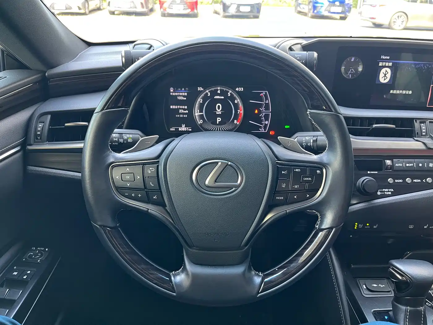 Lexus ES 2020 200 Luxury фото 15