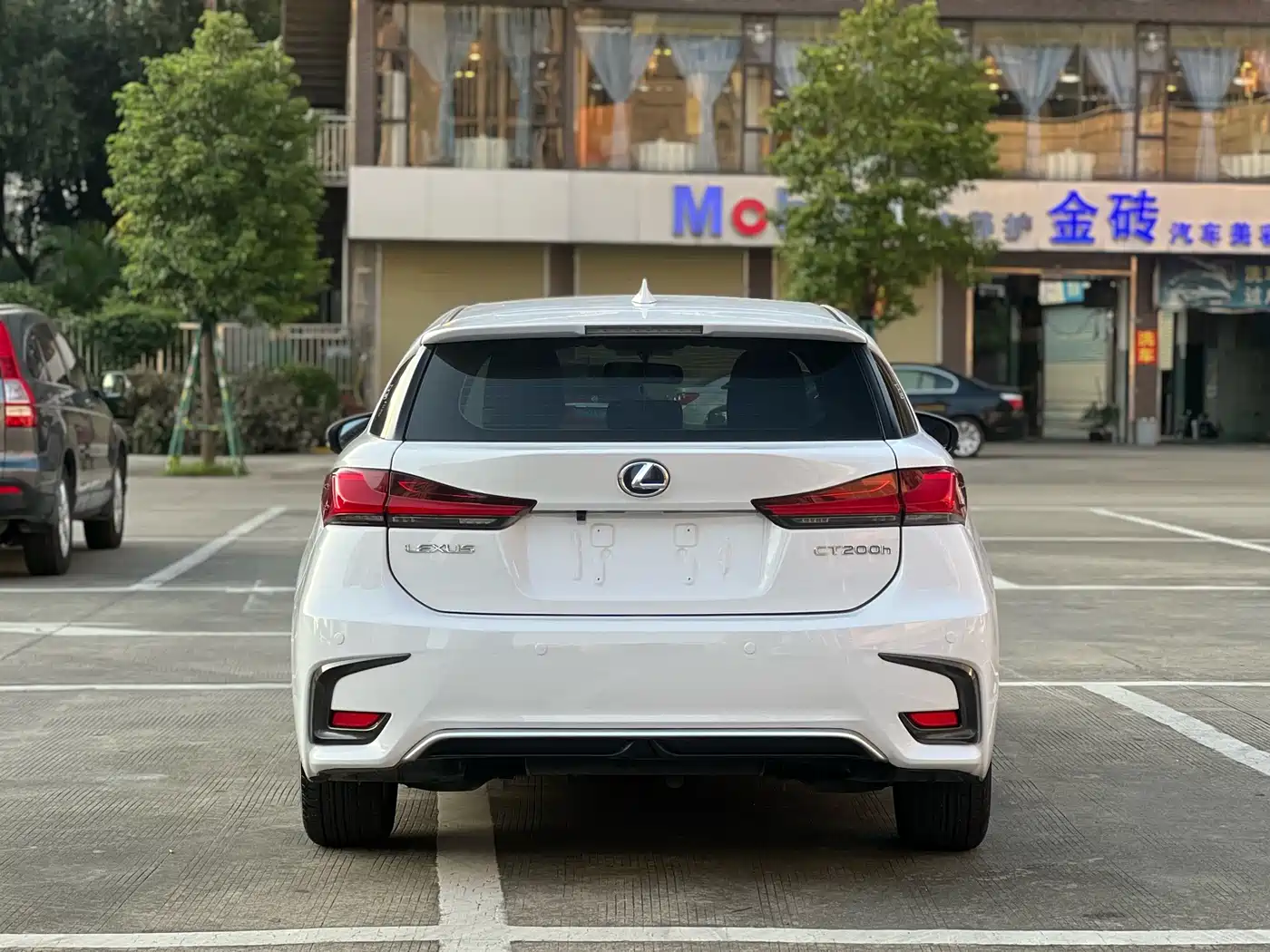 Lexus CT 2017 CT200h Elite Edition Monochrome China V фото 4