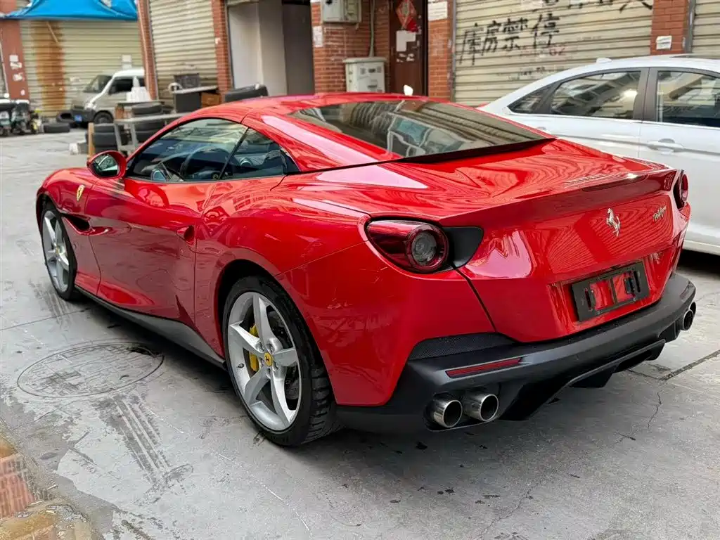 Ferrari Portofino 2019 2018 Model 3.9T