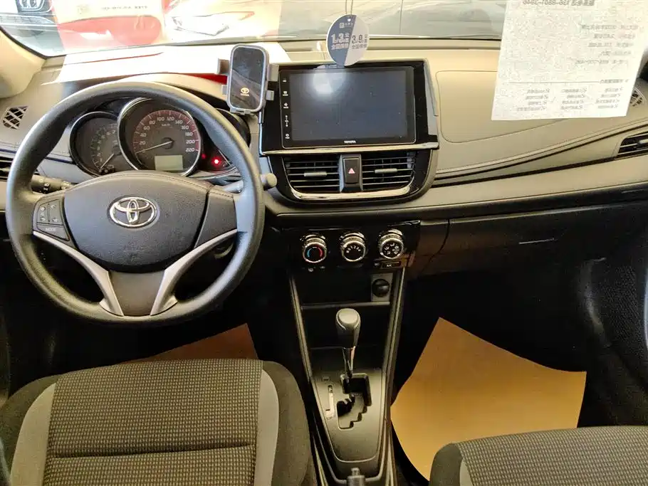 Toyota Vios FS 2021 1.5L CVT Fengchi Edition фото 12