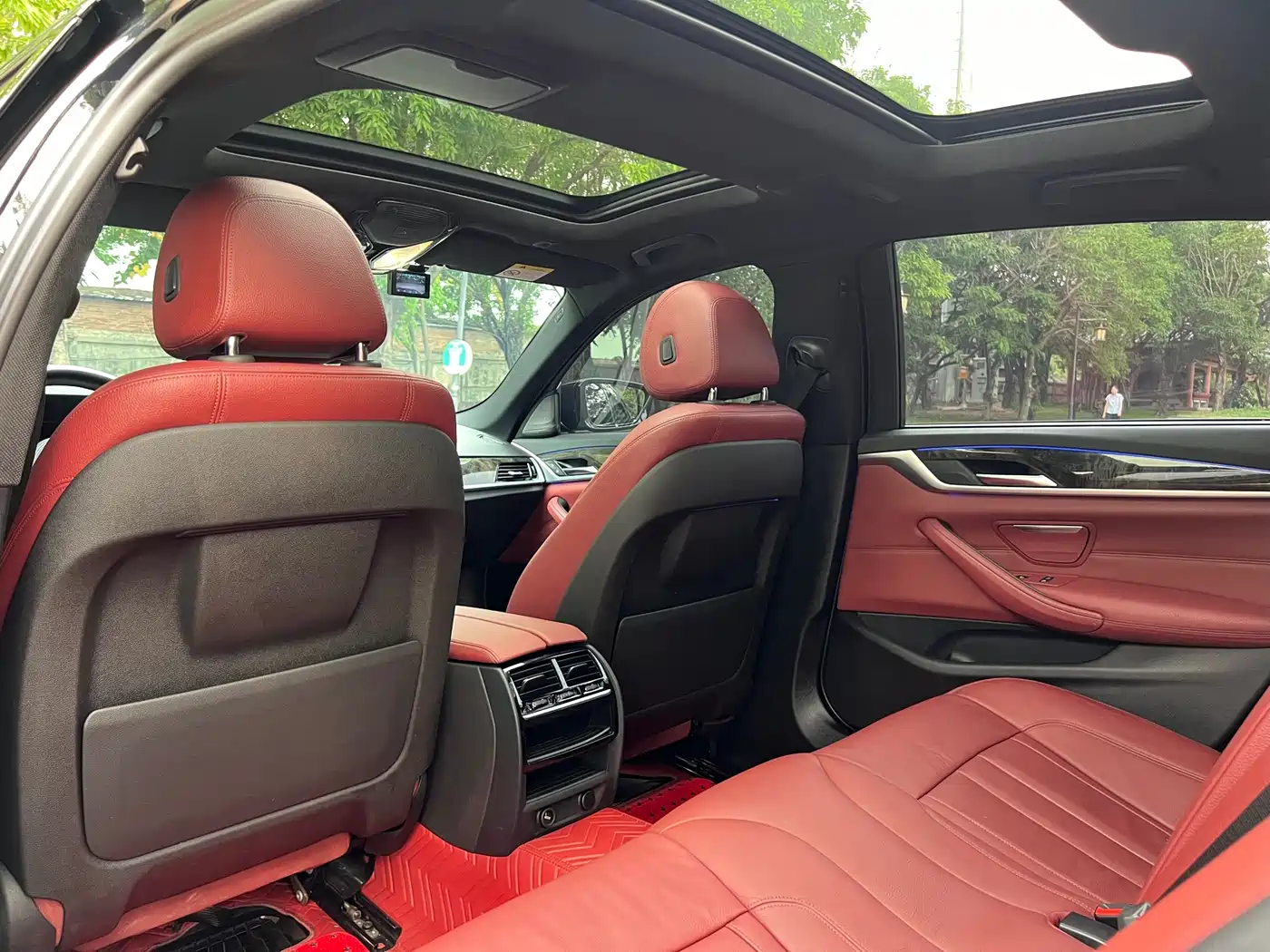 BMW 5 Series 2018 530Li xDrive M Sport Package фото 12