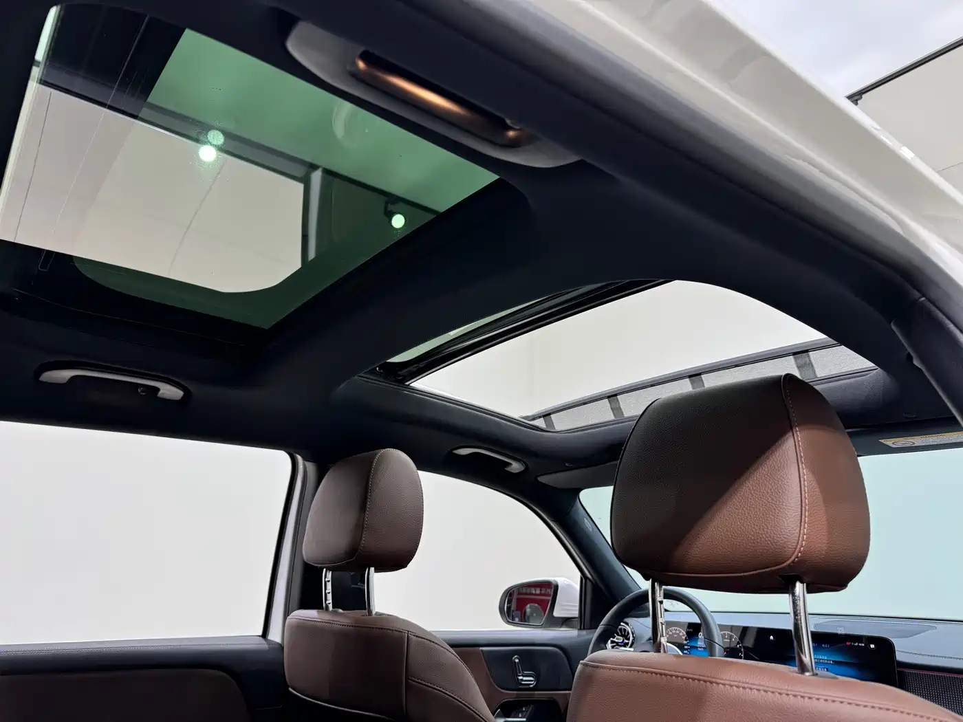 Mercedes-Benz GLB 2023 GLB 220 Dynamic фото 32