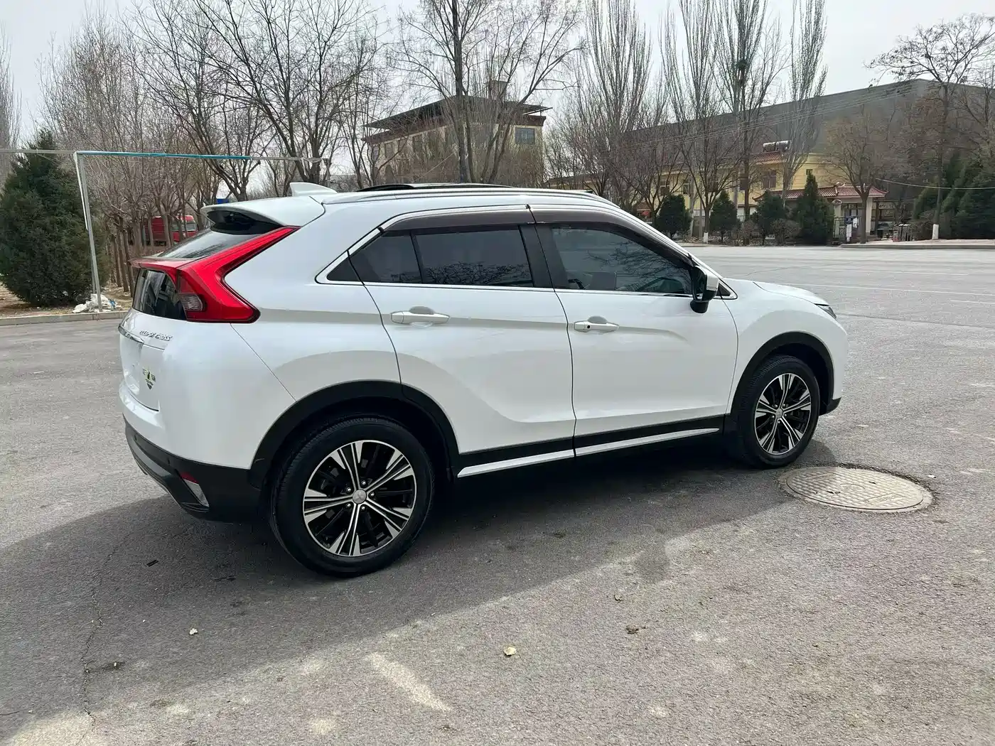 Mitsubishi Eclipse Cross 2019 1.5T CVT 2WD Dream Edition China VI фото 5
