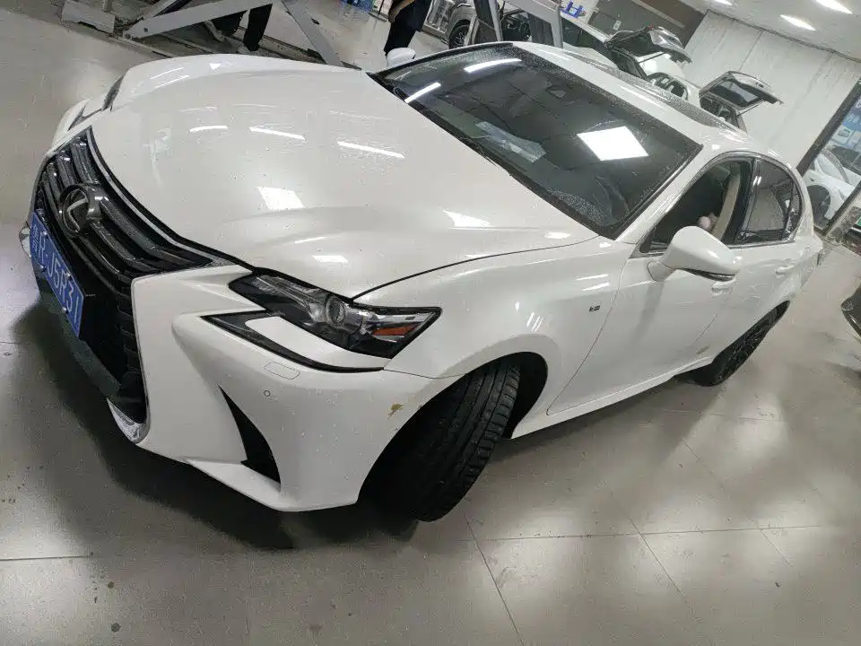 Lexus GS 2017 2016 200t Leading Edition