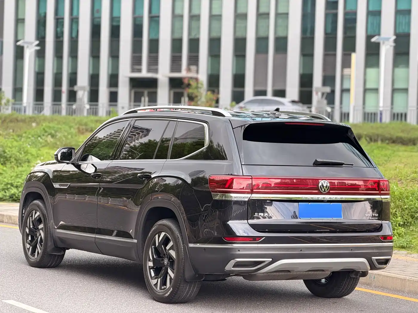 Volkswagen Teramont 2022 380TSI 4MOTION Premium Luxury фото 13