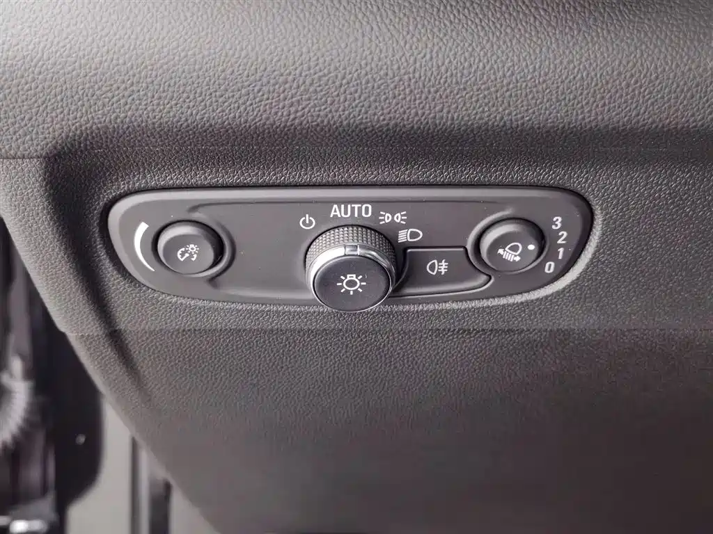 Buick Envision S 2023 Envision S 552T FWD Luxury фото 21