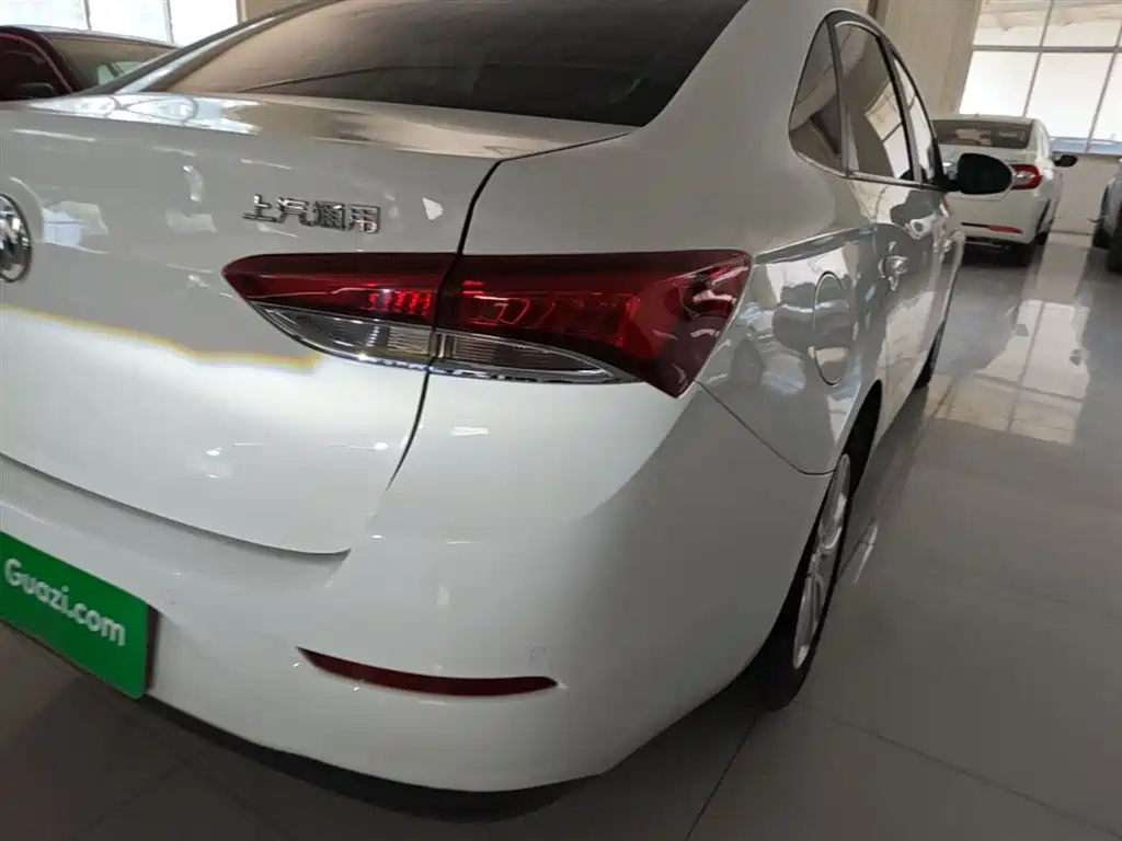 Buick Excelle 2021 Exemplar 1.5L Auto Elite фото 8