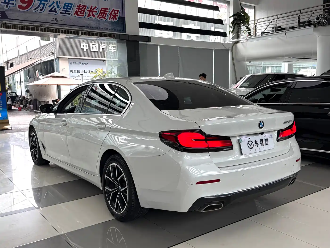 BMW 5 Series 2022 525Li Luxury Package фото 16