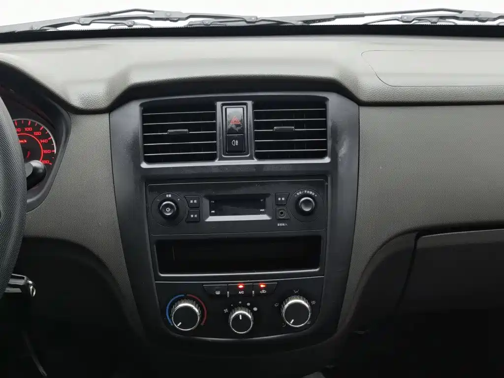 Wuling Motors Wuling Rongguang S 2024 2023 1.5L Base 5/7 Seater