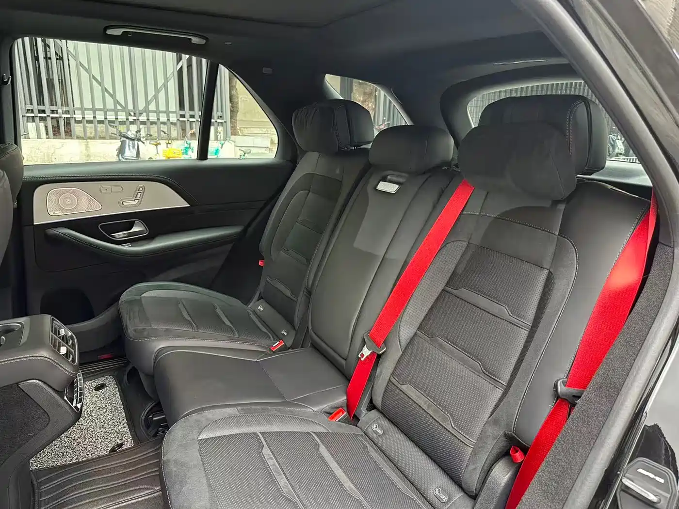 Mercedes-Benz GLE AMG 2024 AMG GLE 53 4MATIC+ фото 13