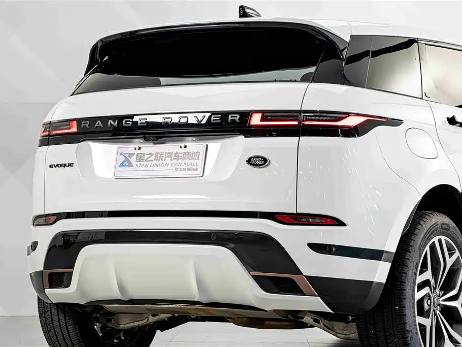 Land Rover Range Rover Evoque 2026 Range Rover Evoque L SE фото 7
