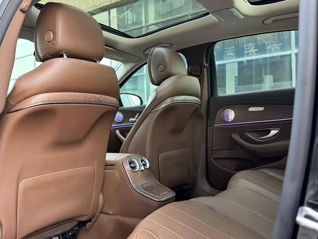 Mercedes-Benz E-Class 2021 Facelift E 260 L фото 15