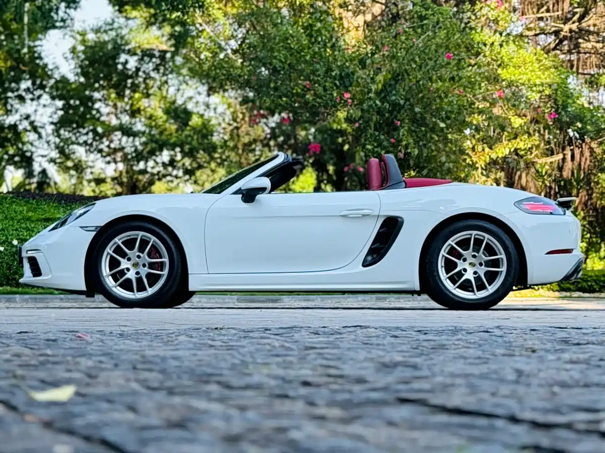 Porsche 718 2018 Boxster 2.0T фото 2